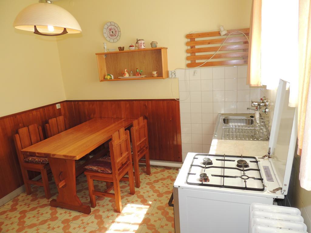 Apartament Roselio Garden Héviz Pokój zdjęcie